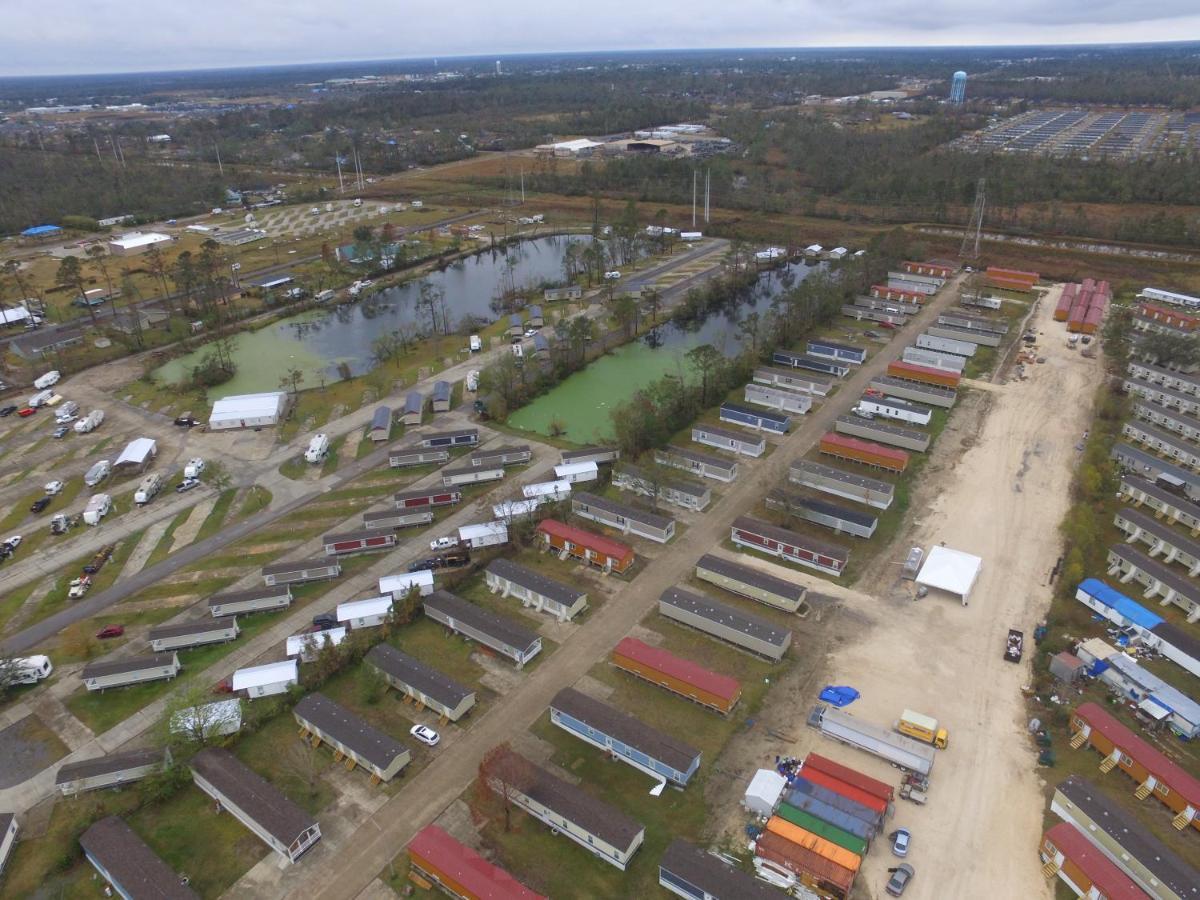 Custom Touch Village Sulphur Bagian luar foto